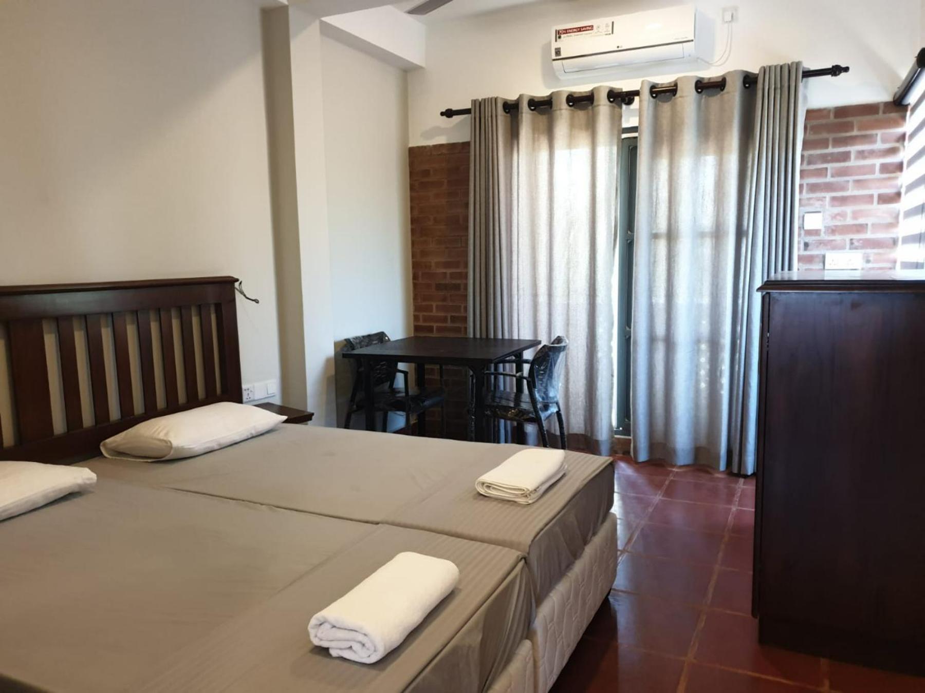 Janishi Residencies Hotel Negombo Exterior foto