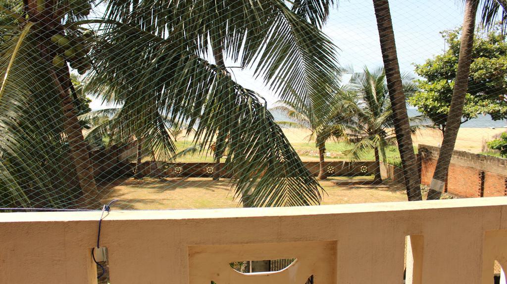 Janishi Residencies Hotel Negombo Exterior foto