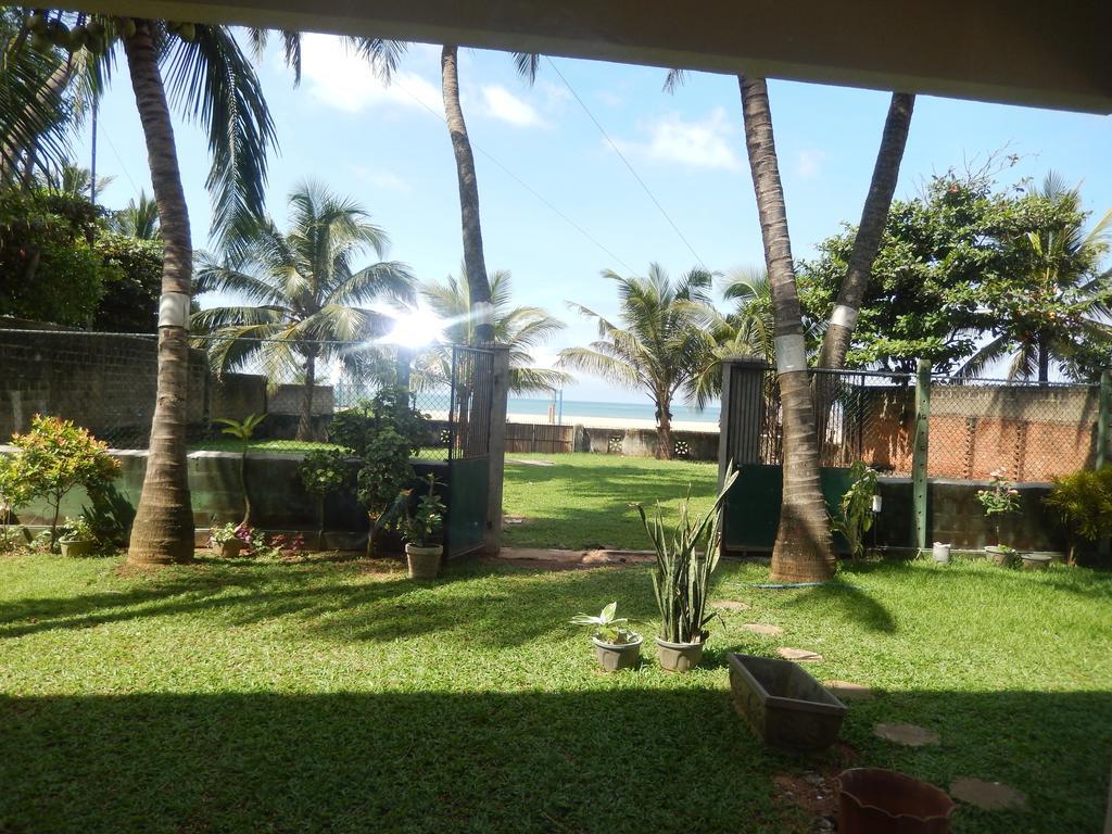 Janishi Residencies Hotel Negombo Exterior foto