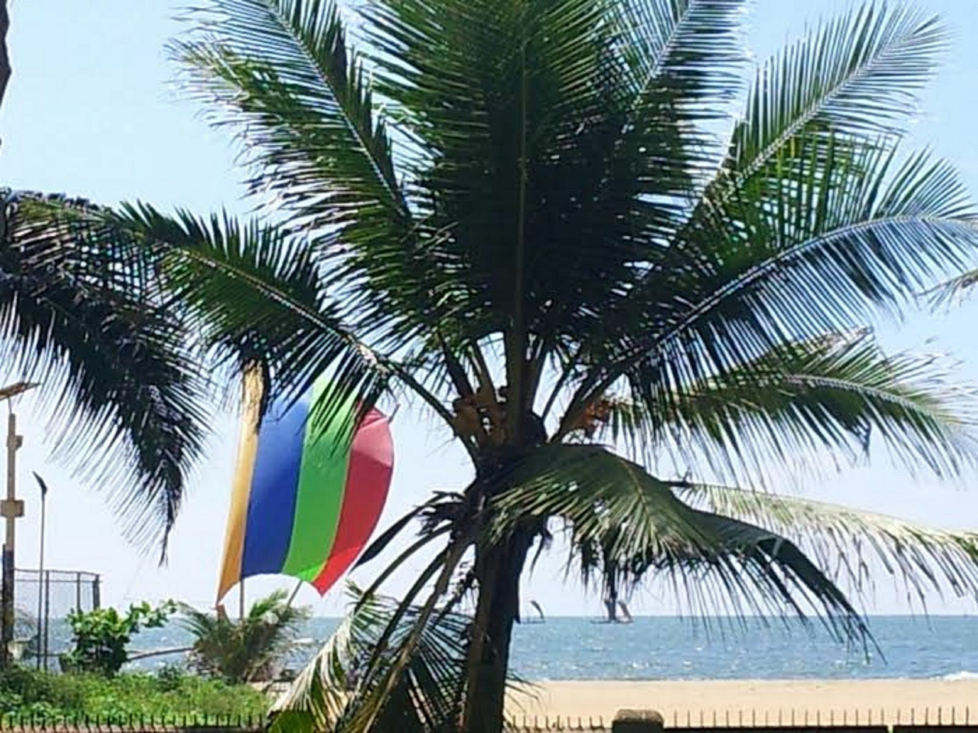 Janishi Residencies Hotel Negombo Exterior foto