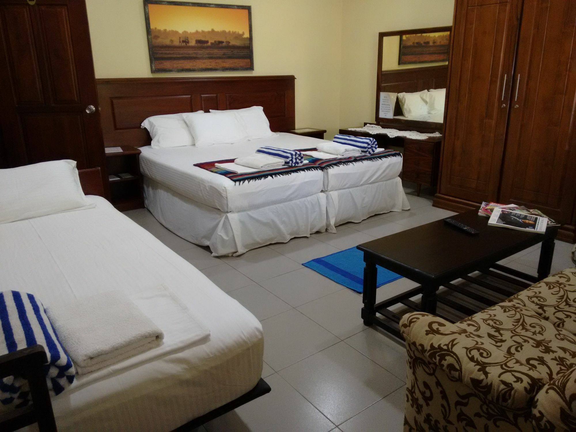 Janishi Residencies Hotel Negombo Exterior foto